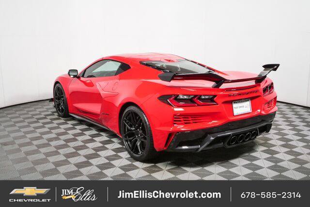 Used 2025 Chevrolet Corvette Z06 w/ Z07 Performance Package RWD image 25
