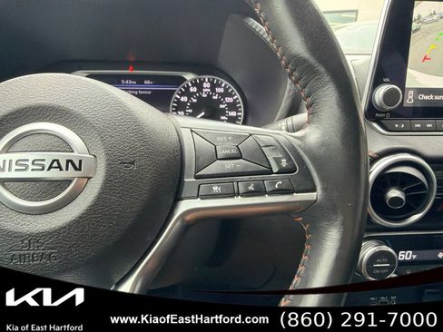 Used 2023 Nissan Sentra SR w/ SR Premium Package FWD image 33