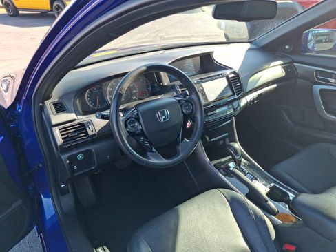 Used 2017 Honda Accord EX-L image 16