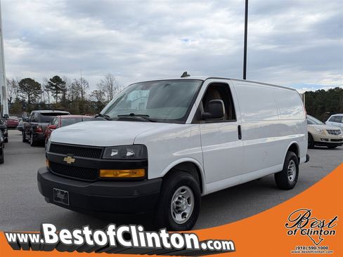 Used 2021 Chevrolet Express 3500 w/ Driver Convenience Package image 1