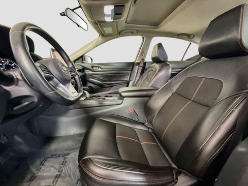 Used 2019 Nissan Altima 2.5 SR w/ SR Premium Package AWD/4WD image 22