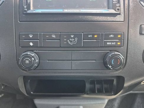 Used 2015 Ford F250 XL w/ XL Appearance Package RWD image 25