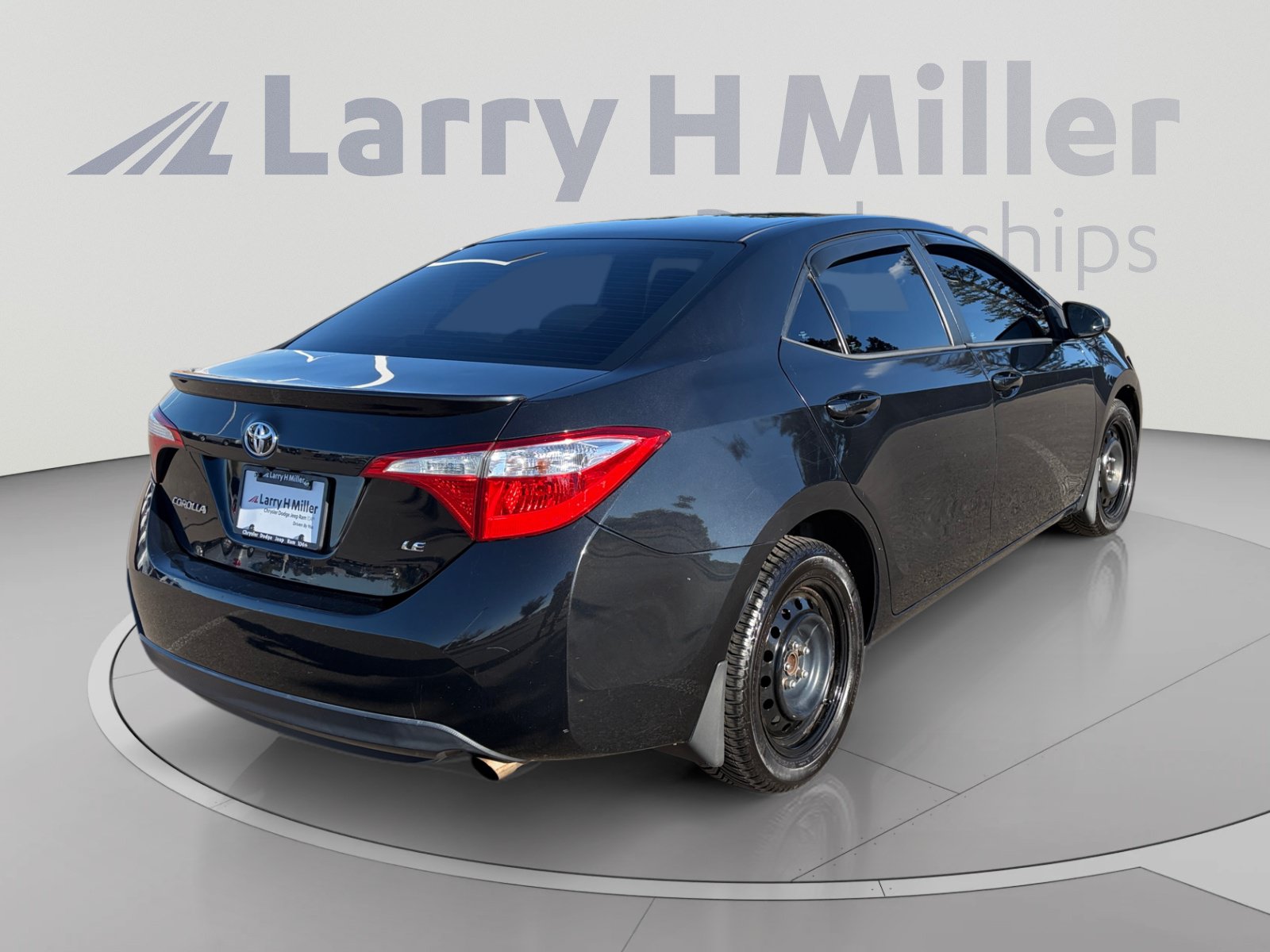 Used 2016 Toyota Corolla LE FWD image 6
