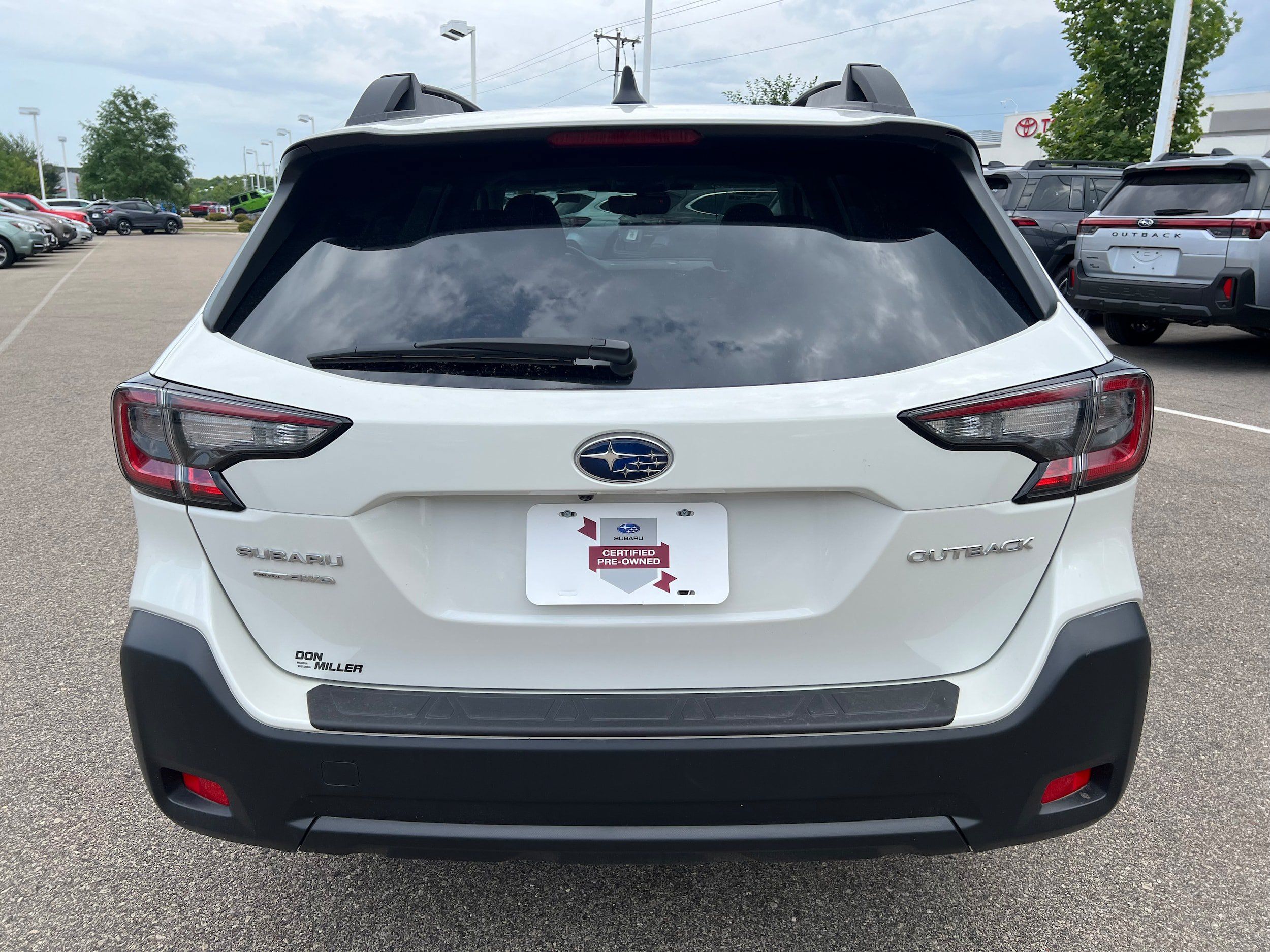Certified 2025 Subaru Outback Premium w/ Popular Package #1A AWD/4WD image 6