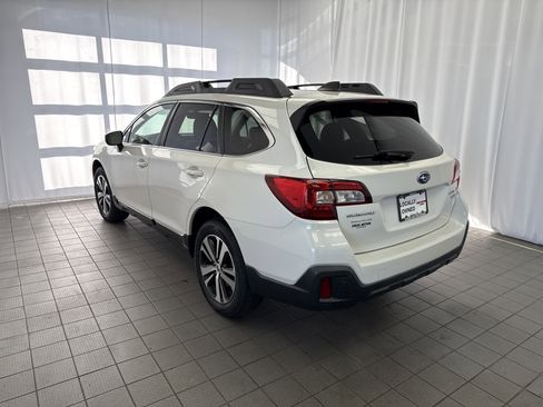 Used 2019 Subaru Outback 3.6R Limited image 6