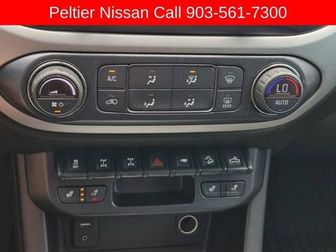 Used 2018 Chevrolet Colorado ZR2 AWD/4WD image 37