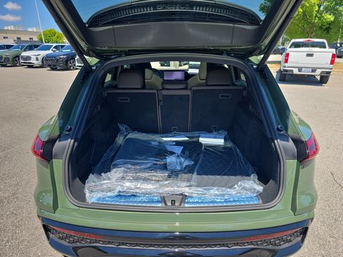 New 2026 Audi Q5 Premium Plus AWD/4WD image 12