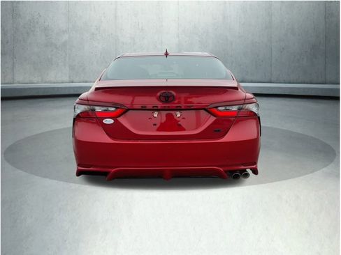 Certified 2022 Toyota Camry SE image 22