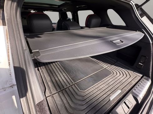 Used 2025 Land Rover Range Rover Sport Dynamic SE image 29