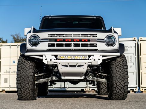 New 2025 Ford Bronco Heritage Edition AWD/4WD image 9