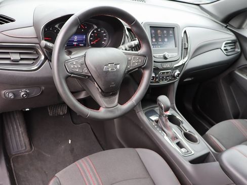 Used 2023 Chevrolet Equinox RS image 5