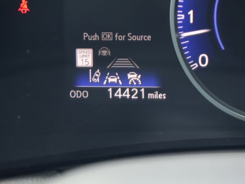 Used 2025 Lexus NX 250 FWD w/ Towing Package (2000 Lbs) image 21