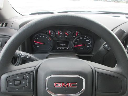 New 2026 GMC Sierra 1500 Pro w/ Pro Value Package AWD/4WD image 17