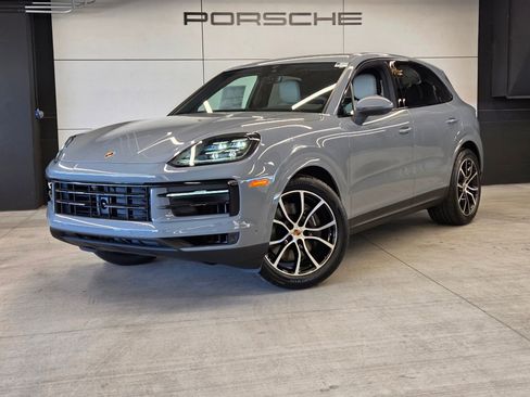 New 2026 Porsche Cayenne Base image 1