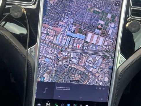 Used 2017 Tesla Model S 90D AWD/4WD image 9