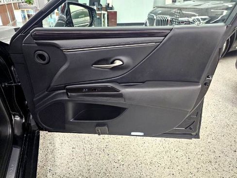 Used 2019 Lexus ES 350 w/ Premium Package image 27