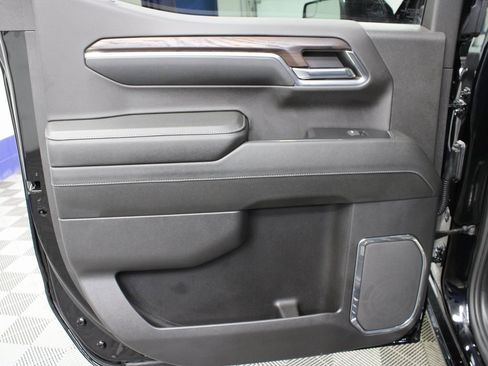 Used 2024 GMC Sierra 1500 SLT image 57