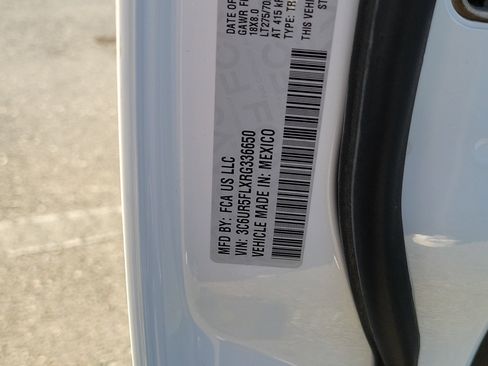 Used 2024 RAM 2500 Laramie image 30