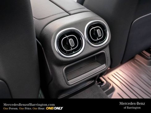 New 2026 Mercedes-Benz GLC 300 4MATIC image 21
