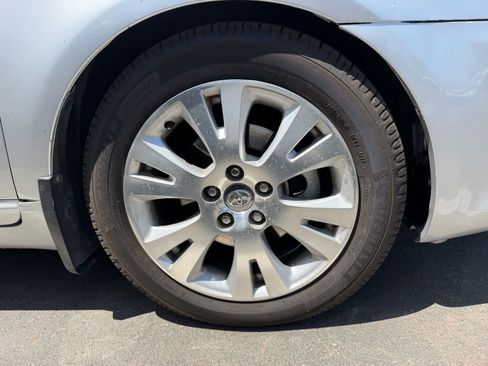 Used 2008 Toyota Avalon XLS FWD image 5