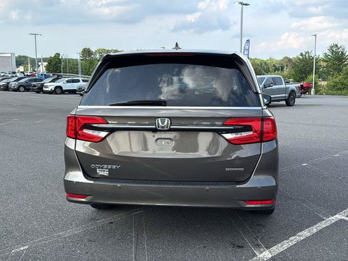 Used 2023 Honda Odyssey Touring image 7
