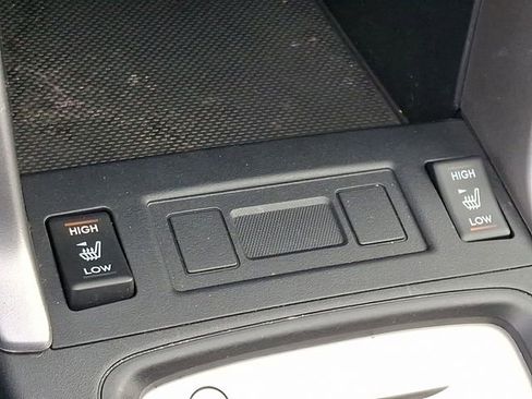 Used 2016 Subaru Forester 2.5i Premium image 23