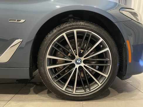 Certified 2023 BMW 530e xDrive 530e xDrive w/ Premium Package image 10