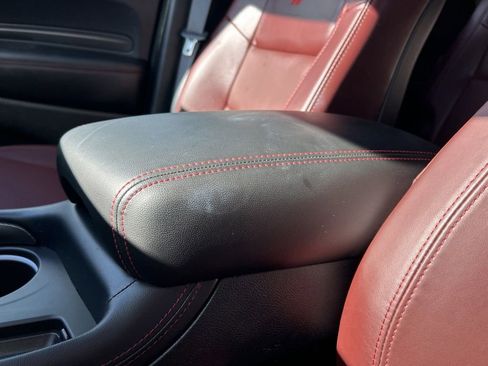 Used 2025 Dodge Durango GT image 38