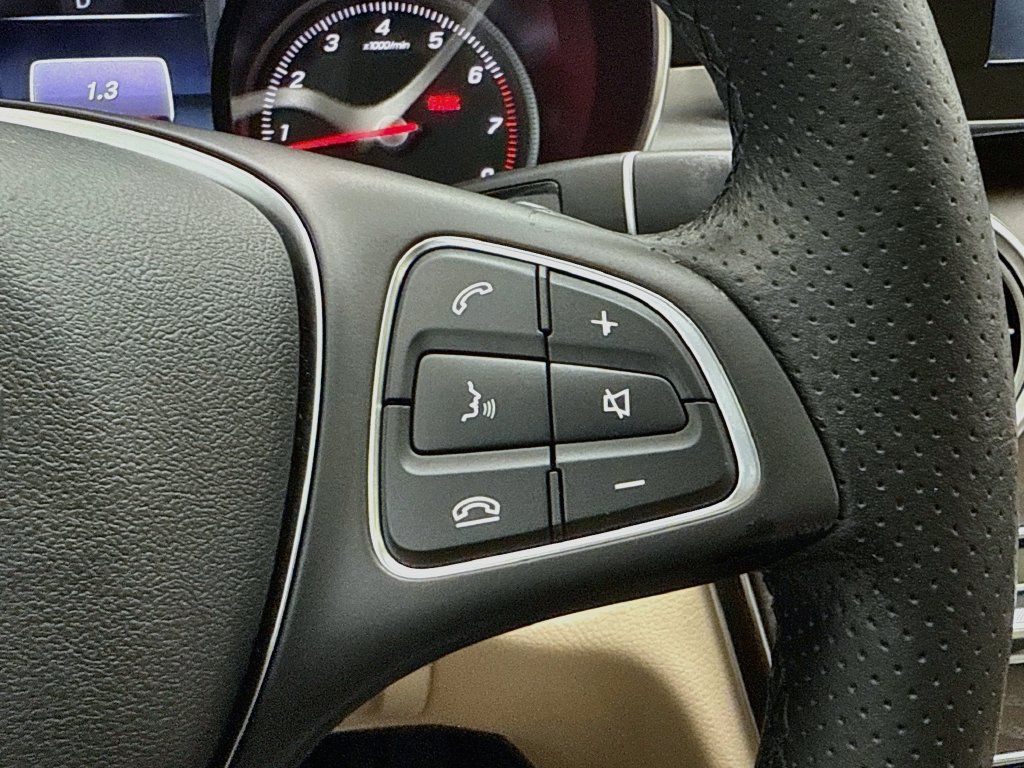 Used 2018 Mercedes-Benz C 300 Sedan image 12
