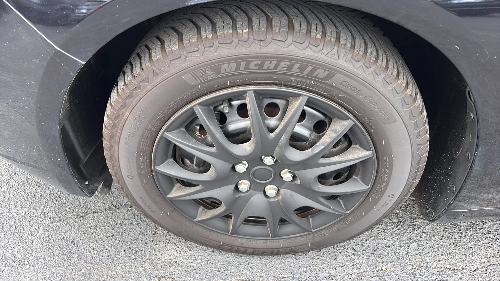 Used 2019 Ford Fusion S FWD image 30