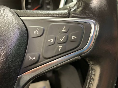 Used 2020 Chevrolet Equinox Premier AWD/4WD image 24