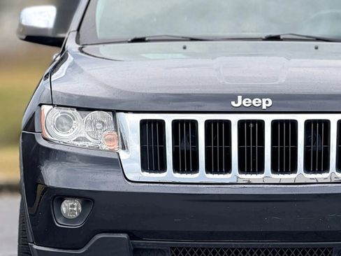 Used 2013 Jeep Grand Cherokee Limited image 10
