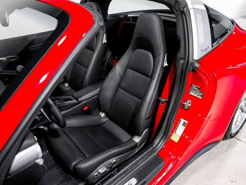 Used 2015 Porsche 911 Targa 4S AWD/4WD image 23