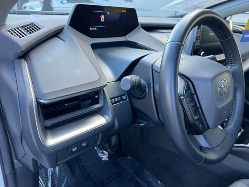 Used 2023 Toyota Prius Limited image 24