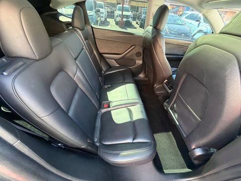 Used 2020 Tesla Model Y Performance AWD/4WD image 18