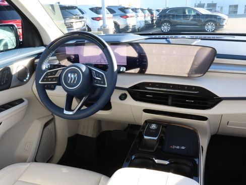 New 2026 Buick Enclave Avenir w/ Super Cruise Package image 10