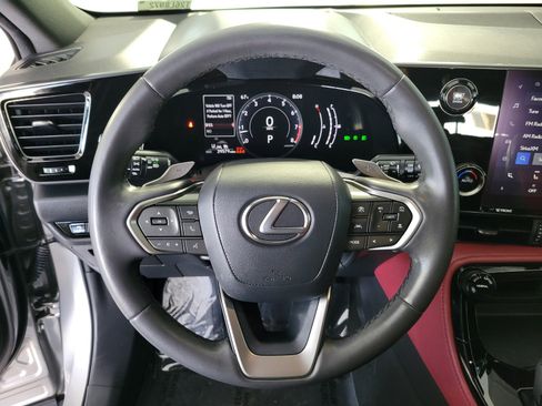 Used 2024 Lexus NX 250 FWD image 19