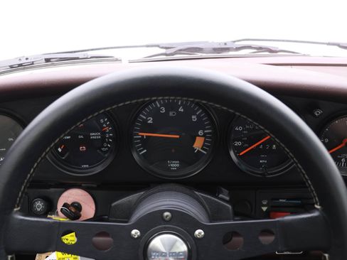 Used 1987 Porsche 911 Carrera image 13