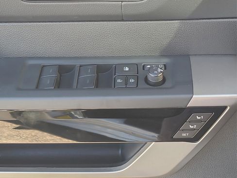 Certified 2025 Toyota Tundra Limited image 27