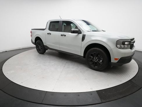 Used 2023 Ford Maverick XLT w/ Black Appearance Package image 13