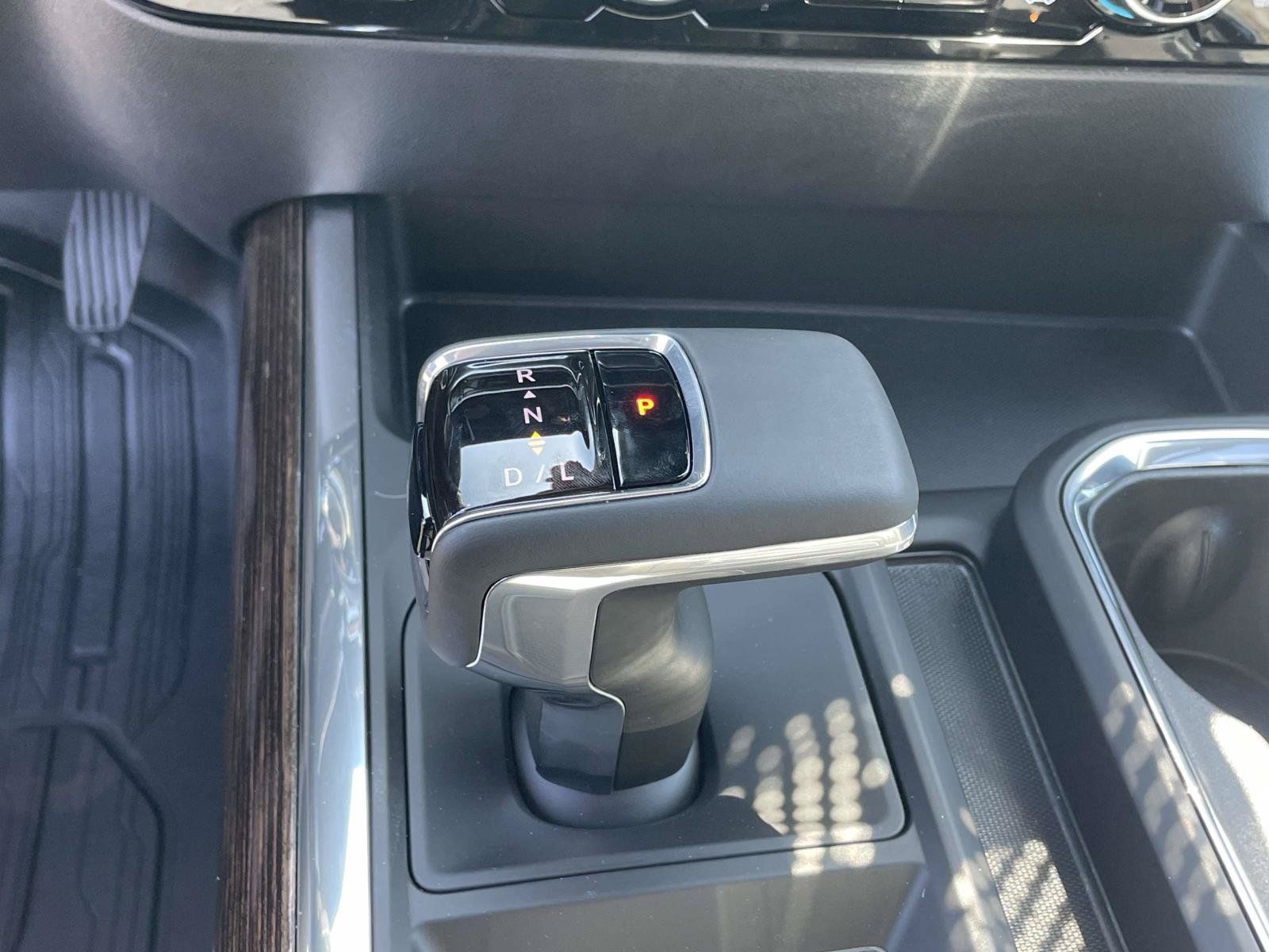 New 2026 GMC Sierra 1500 Elevation w/ Elevation Premium Package AWD/4WD image 18