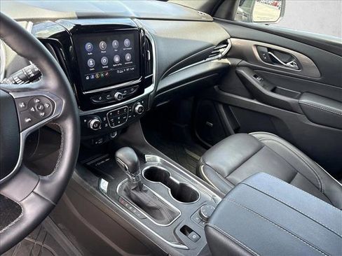 Used 2023 Chevrolet Traverse Premier w/ Redline Edition AWD/4WD image 15