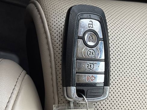 Used 2023 Lincoln Navigator L Reserve image 50