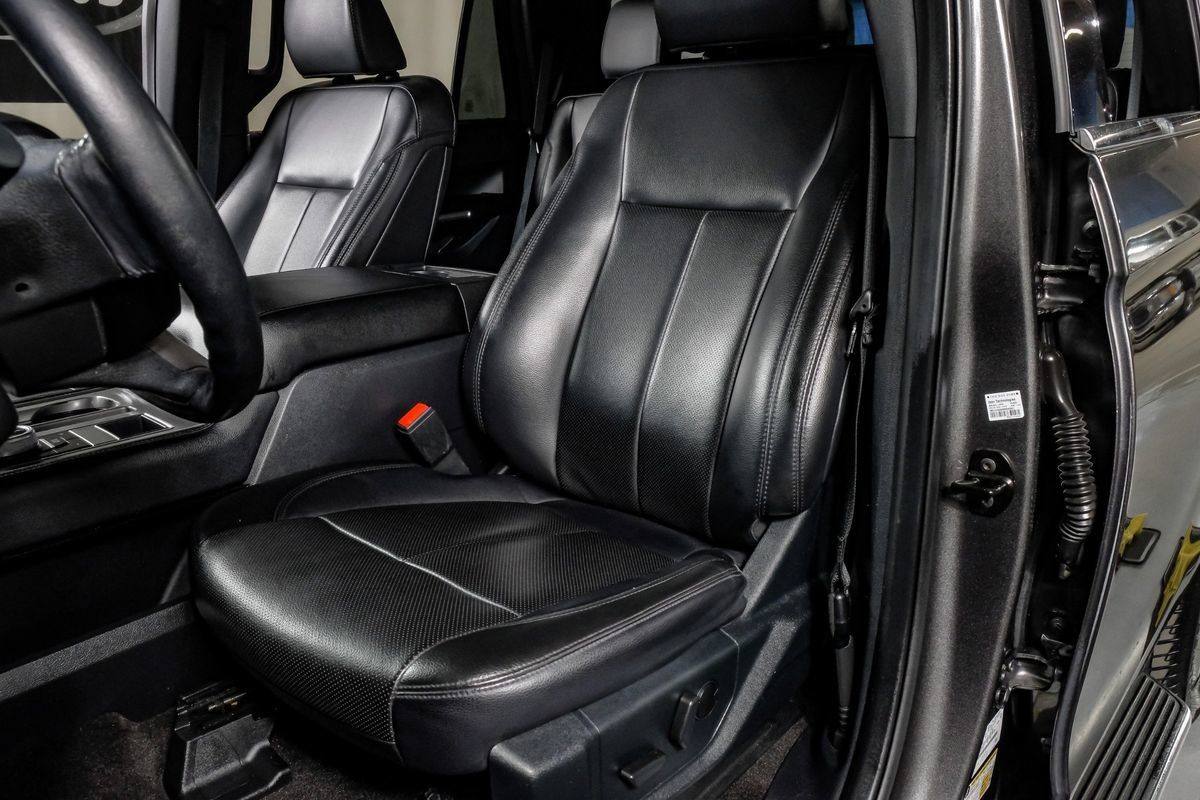 Used 2021 Ford Expedition XLT RWD image 29