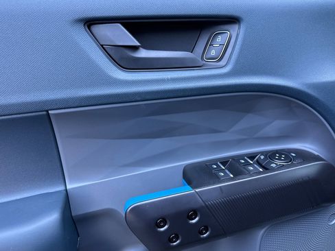 Used 2025 Ford Maverick Lobo image 9