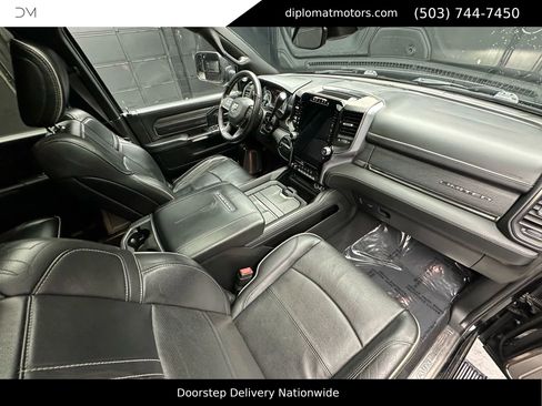 Used 2020 RAM 3500 Limited image 19