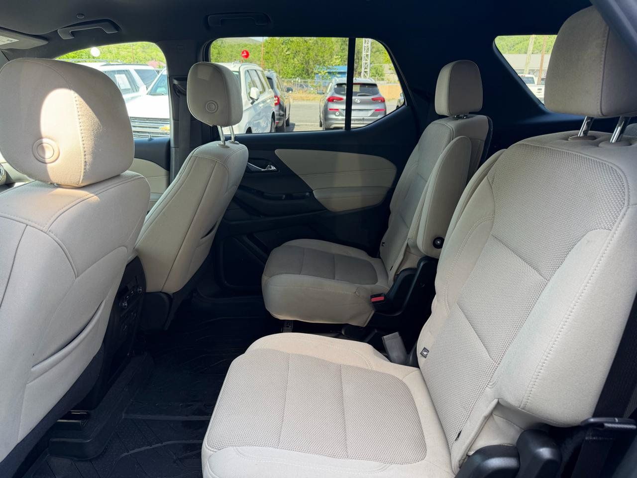 Used 2023 Chevrolet Traverse LT w/ LPO, Floor Liner Package AWD/4WD image 17