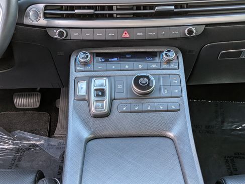 Used 2023 Hyundai Palisade Limited FWD image 22