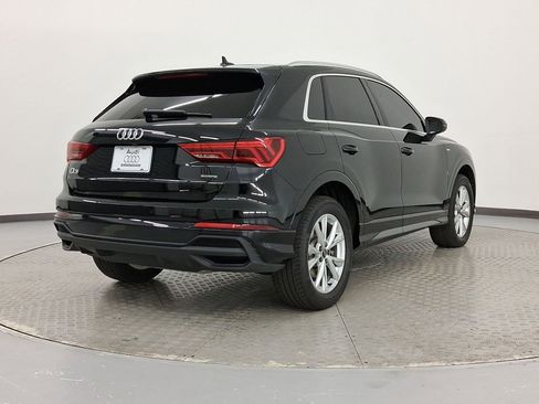 Used 2025 Audi Q3 2.0T Premium w/ Convenience Package AWD/4WD image 9