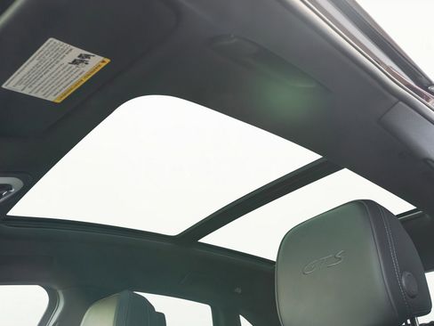 Used 2023 Porsche Macan GTS w/ Sport Chrono Package image 23